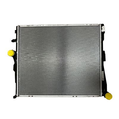 良い価格 17113415693 自動車部品 自動車冷却システム BMW X3 E83 03-11用のエンジン冷却液冷却器 オンライン