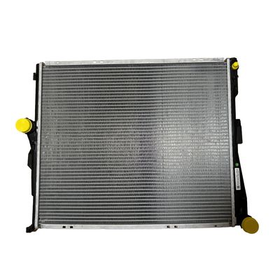 良い価格 BMW X3 E83 03-10 自動車部品 自動車冷却システム プラスチック水タンク付き アルミニウム散熱器 オンライン