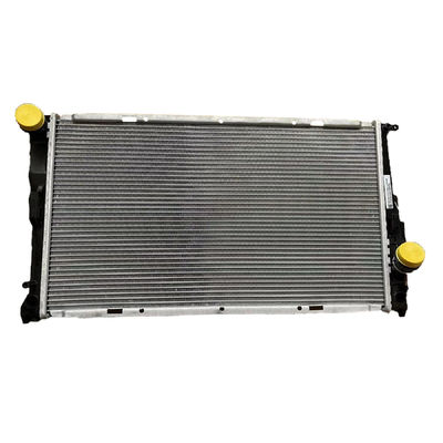 良い価格 17117547059 BMW X1 E82 E84 E88 E89 E90 E91 E92 E93 Z4用の自動車部品冷却システム オンライン