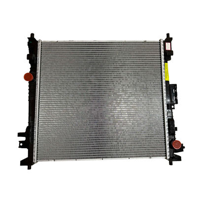 良い価格 キャディラック XT5 17-19 AT 車の冷却システム用のアルミニウムラジエーターとプラスチック水タンク オンライン