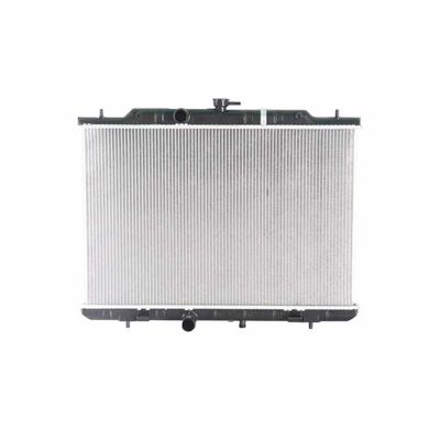 良い価格 21400JM00A OE NO. オートパーツ ニッサン X-TRAIL 21400-JM00A用のアルミラジエーター水タンク オンライン